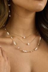 Amris Triple Strand Necklace Gold/Pearl