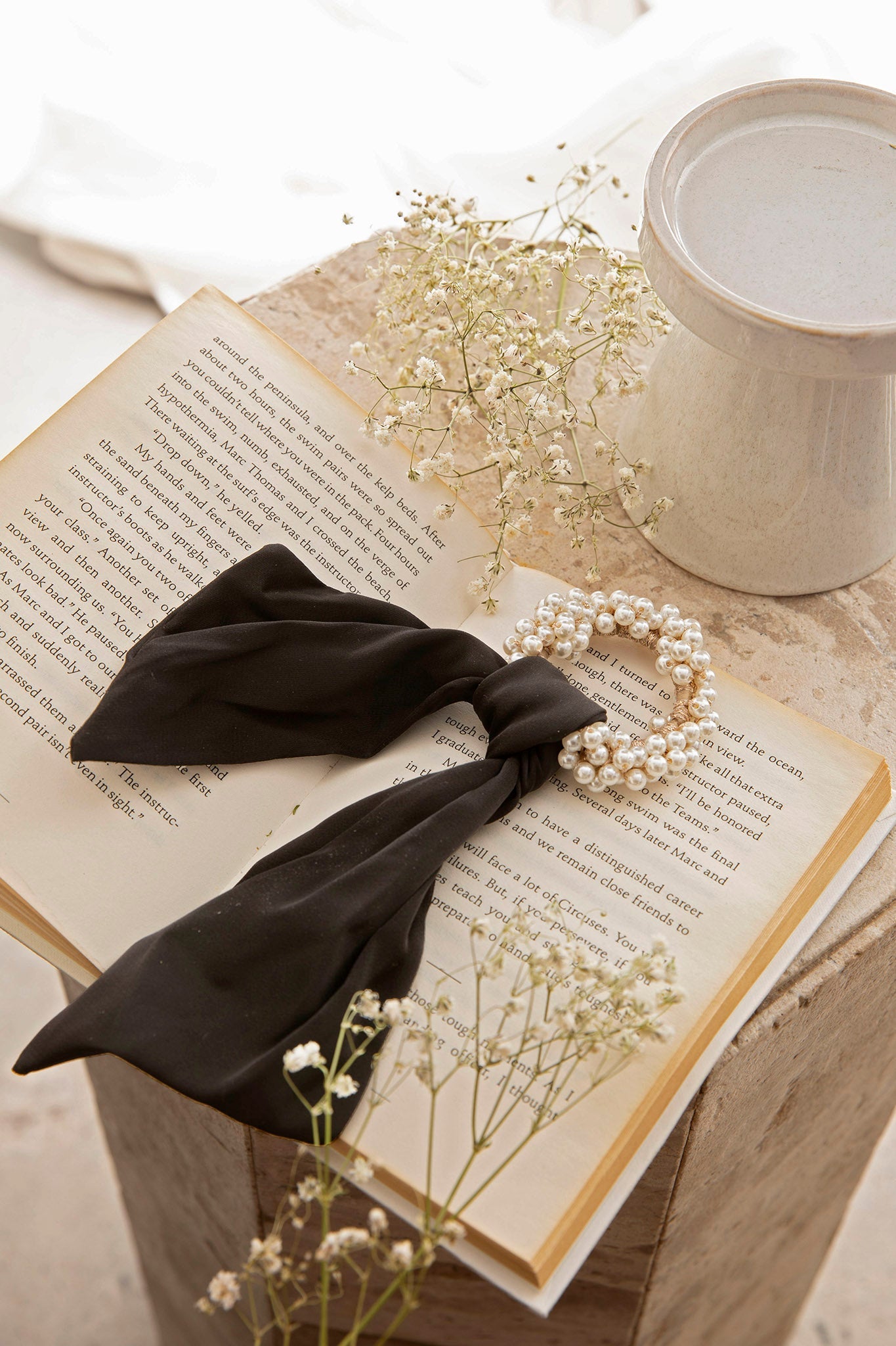 Carina Pearl & Satin Bow Hair Tie Black