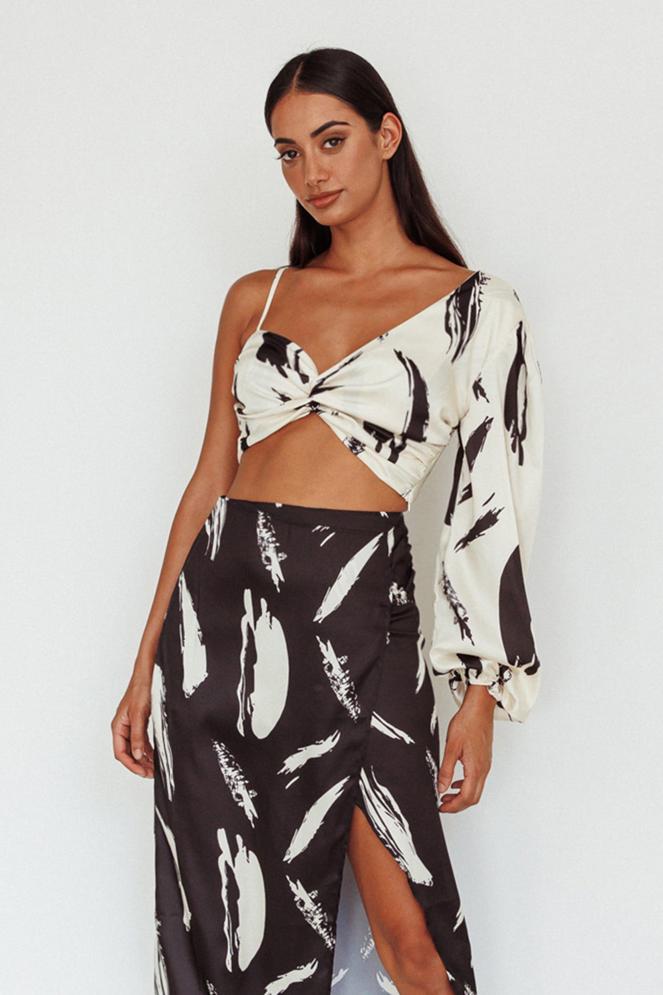 Amina Twist Bust Crop Top Printed Off White