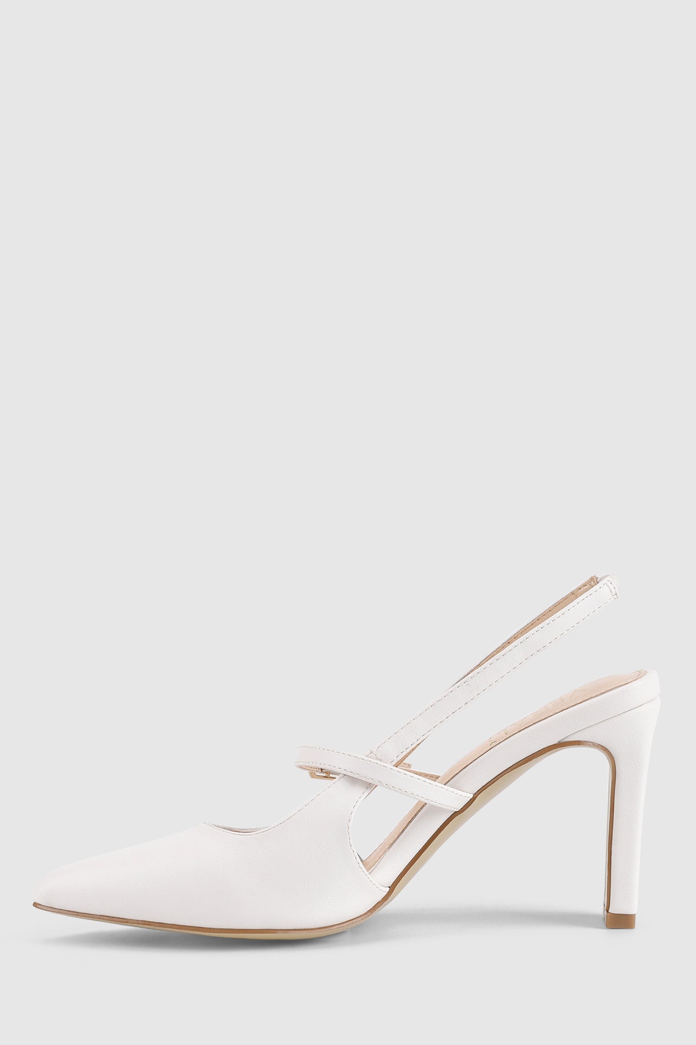 VERALi Kimchi Slingback Block Heels White