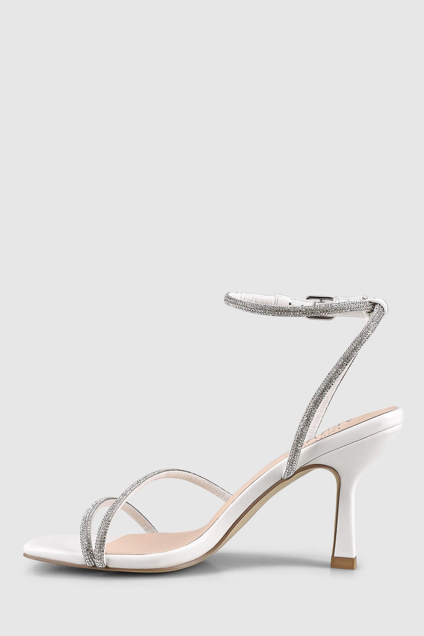 VERALi Pepper Strappy Sandals Chalk