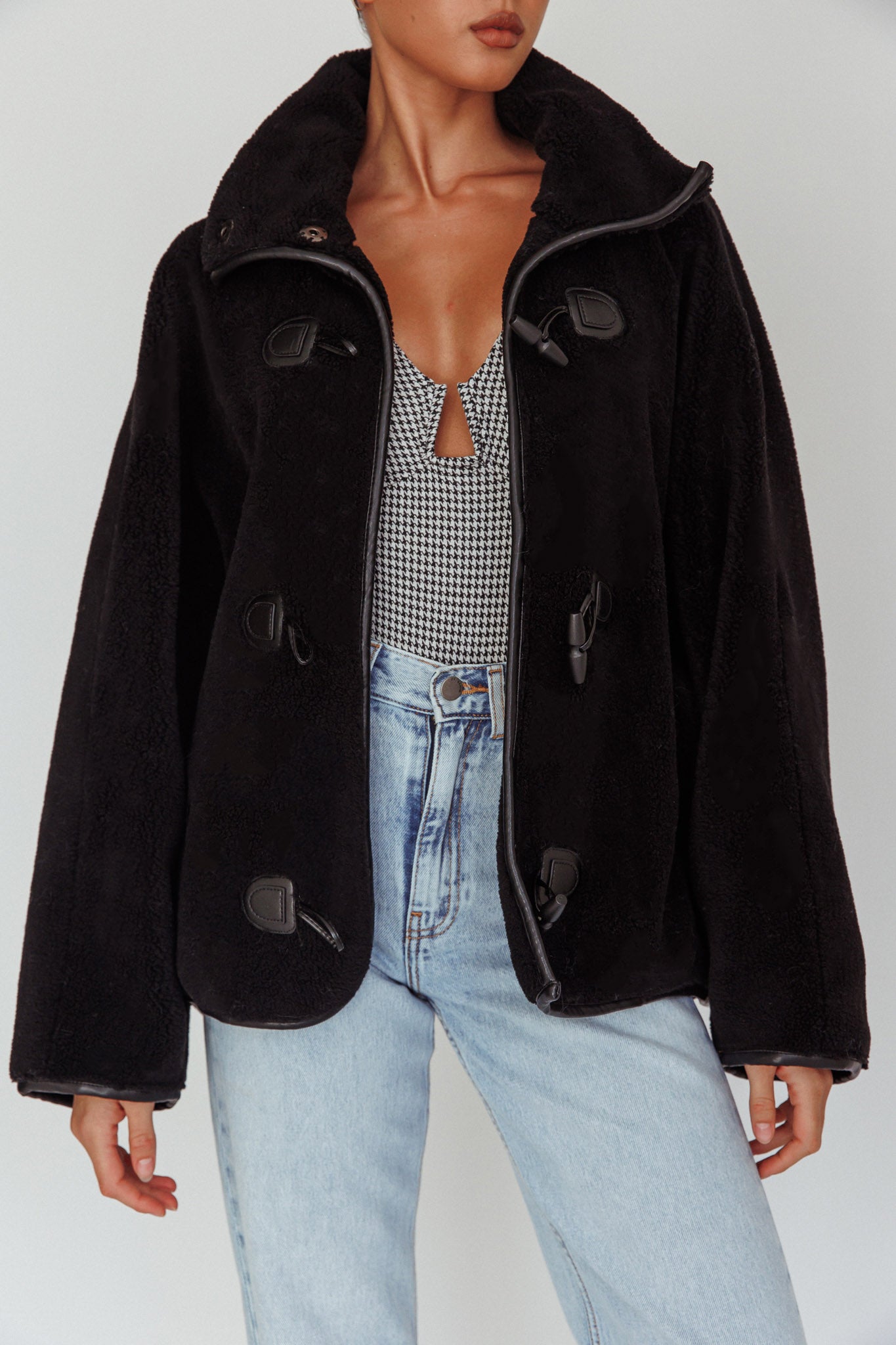 Cambra Toggle Jacket Black